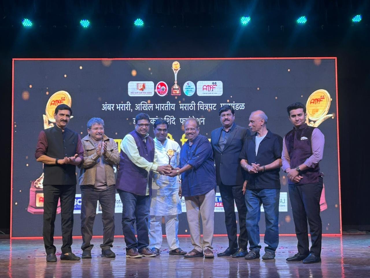 अंबरनाथ मराठी चित्रपट महोत्सवात विजय गोखले यांना जीवनगौरव