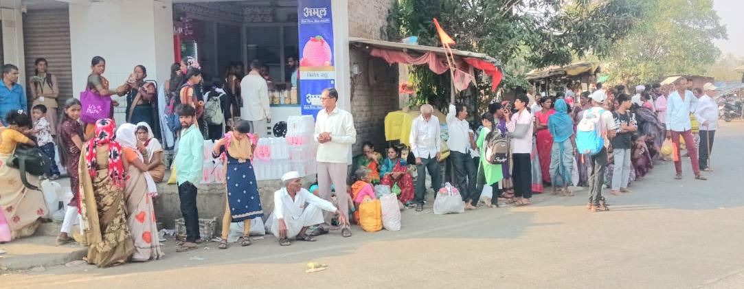 शहापुरात एसटी गाड्यांची वानवा; बस वाढवण्याची मागणी