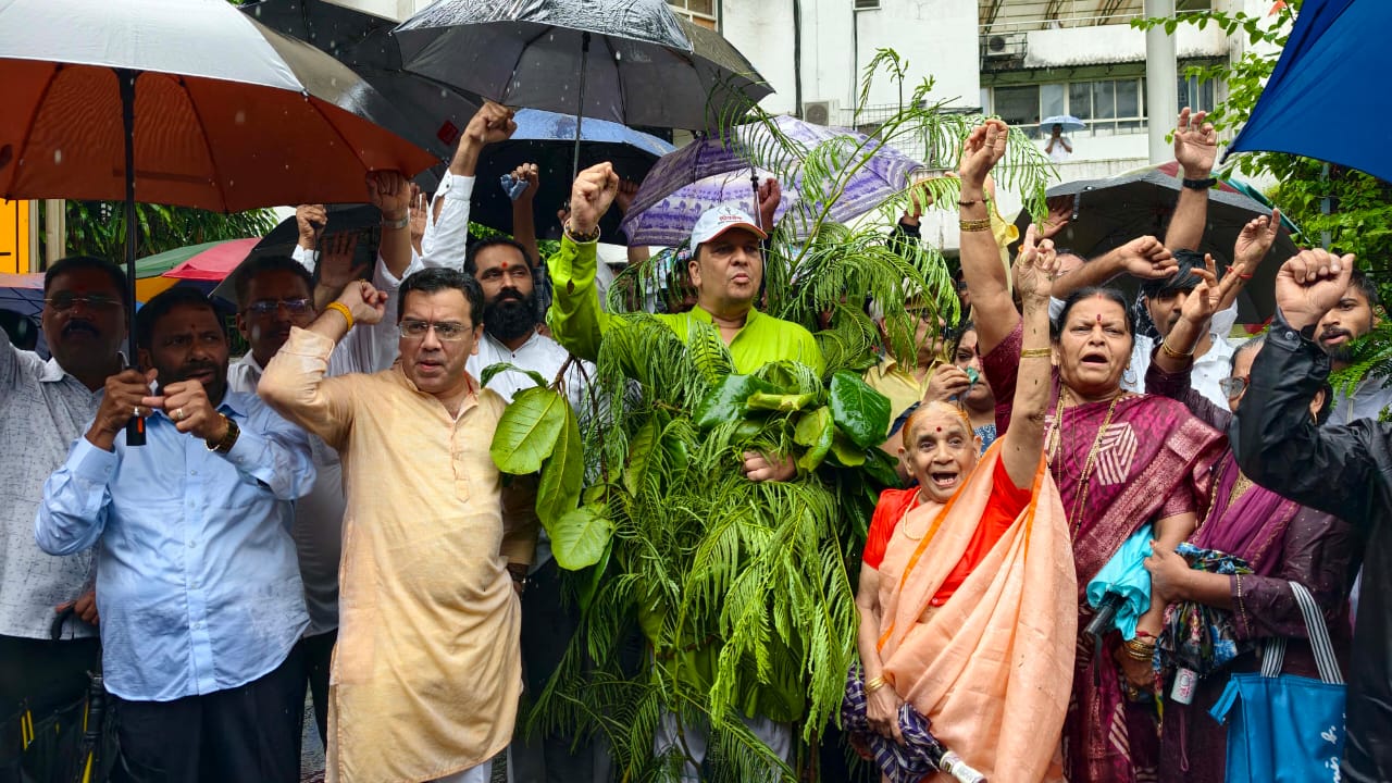 ठामपाचा नियोनशून्य कारभार; ठाकरे गटाचा हल्लाबोल
