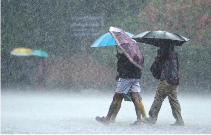 मागील वर्षापेक्षा ३०० मि.मी. पाऊस जास्त
