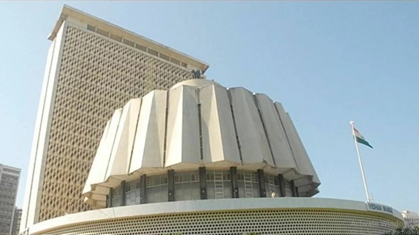 वाणिज्य दराने वीजबिले प्राथमिक शाळांना डोईजड